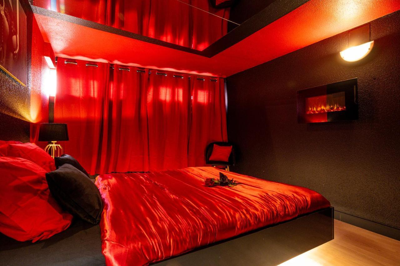 Cocon Sensuel - 50 Nuances - Les Cocons De Nath Apartment Montbeliard Ngoại thất bức ảnh