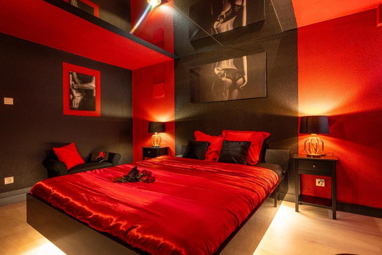 Cocon Sensuel - 50 Nuances - Les Cocons De Nath Apartment Montbeliard Ngoại thất bức ảnh